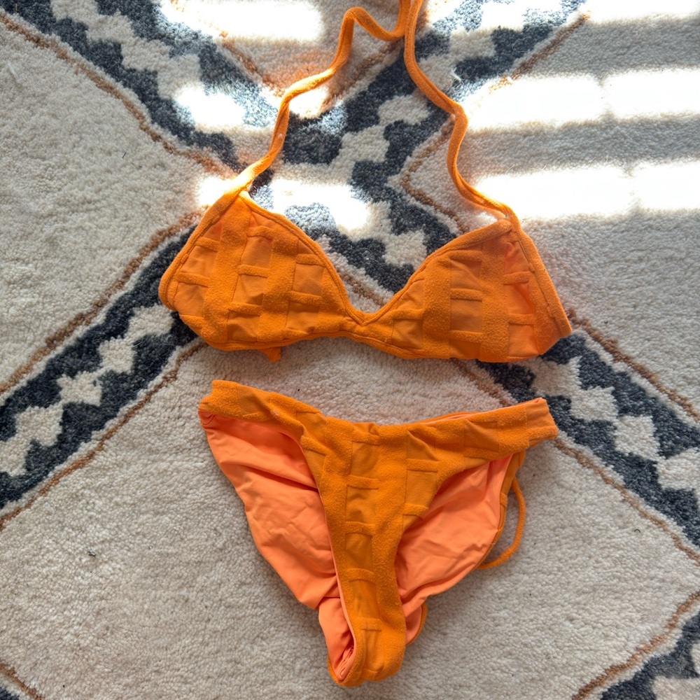 Frankies Bikinis x Naomi orange bikini set